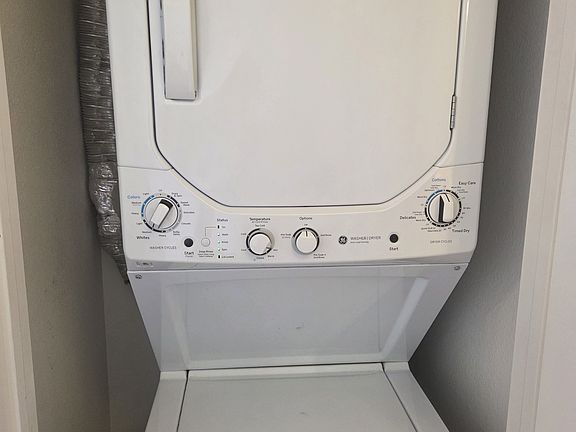 4th image of 19350 Sherman Way Unit 334