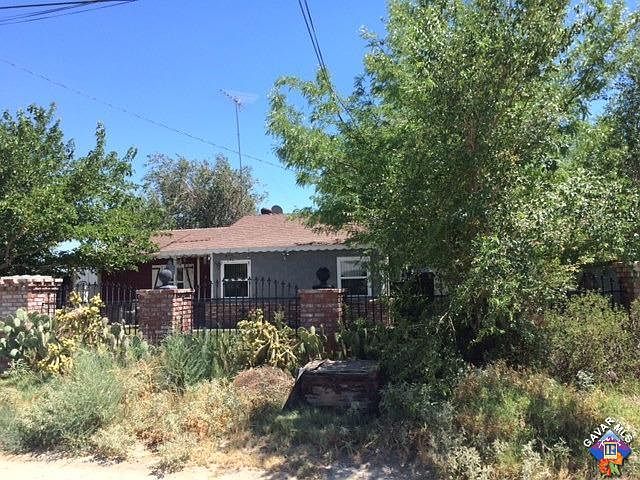 1st image of 200 E Avenue G6