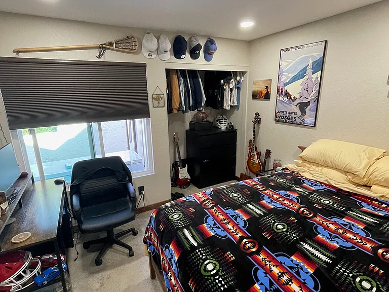 3102 Mooncrest Ct — Photo 3