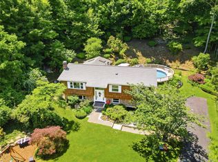 45 Lakeview Avenue W, Cortlandt Manor, NY 10567
