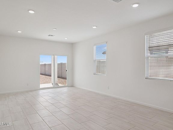 4th image of 5548 S 254TH Glen