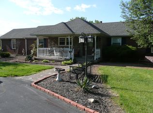 906 Plum Ridge Rd, Taylorsville, KY 40071