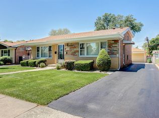 9324 S Massasoit Ave, Oak Lawn, IL 60453