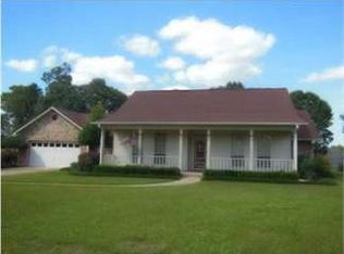 520 Turnberry Rd, Cantonment, FL 32533