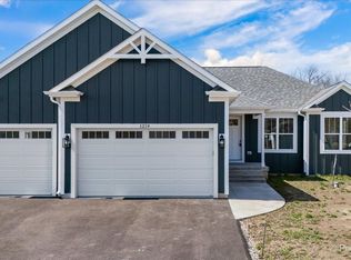 1219 Noble Dr, Pt Barrington, IL 60010