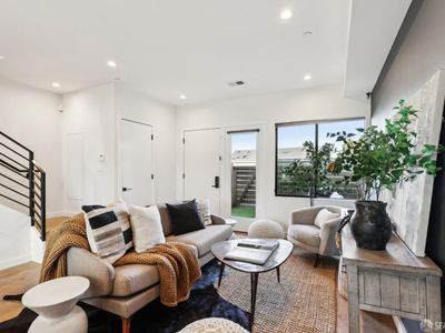 4132 3rd St #3, San Francisco, CA, 94124