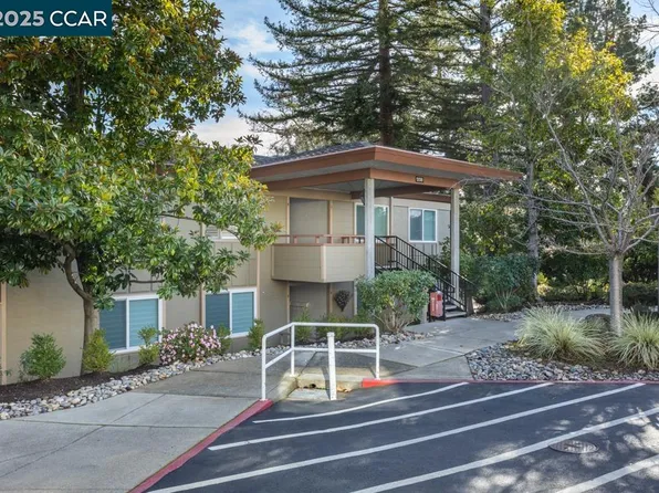 1208 Skycrest Dr APT 5, Walnut Creek, CA 94595