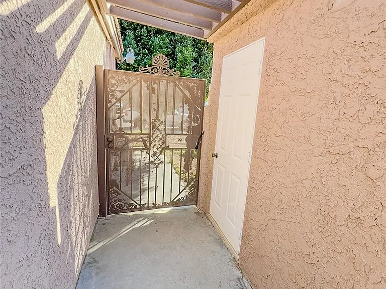 80940 Shenandoah Ave — Photo 38