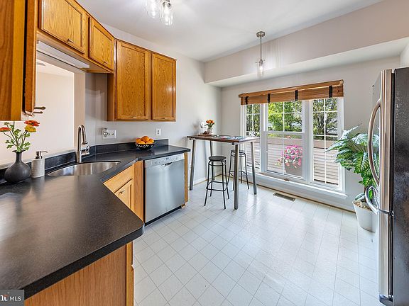 3rd image of 20401 Cool Fern Sq