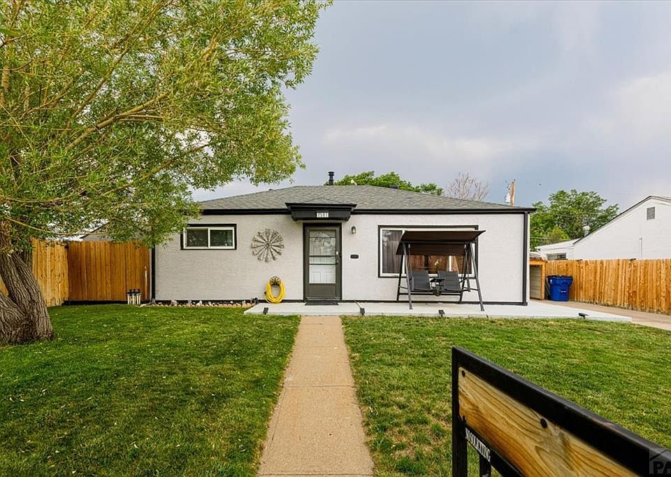 1st image of 2581 Camellia St