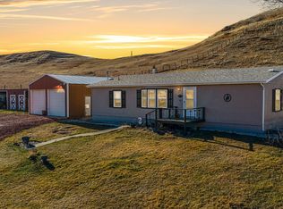 417 Meade Creek Rd, Sheridan, WY 82801