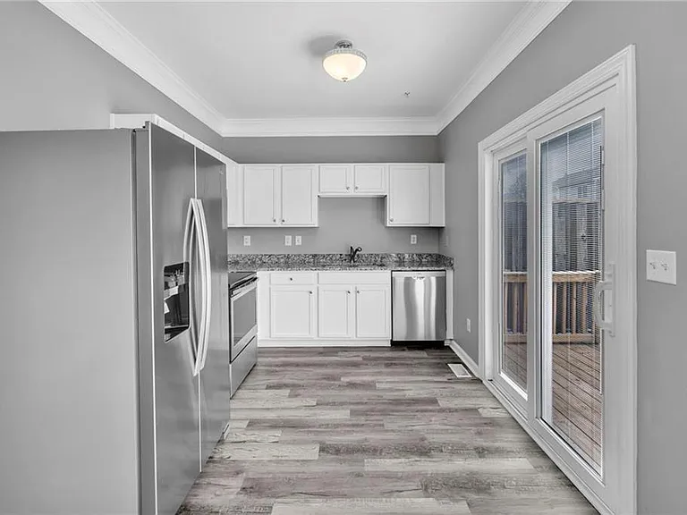 614 Market Place Ln — Photo 5