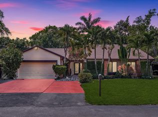 5441 SW 155th Pl, Miami, FL 33185