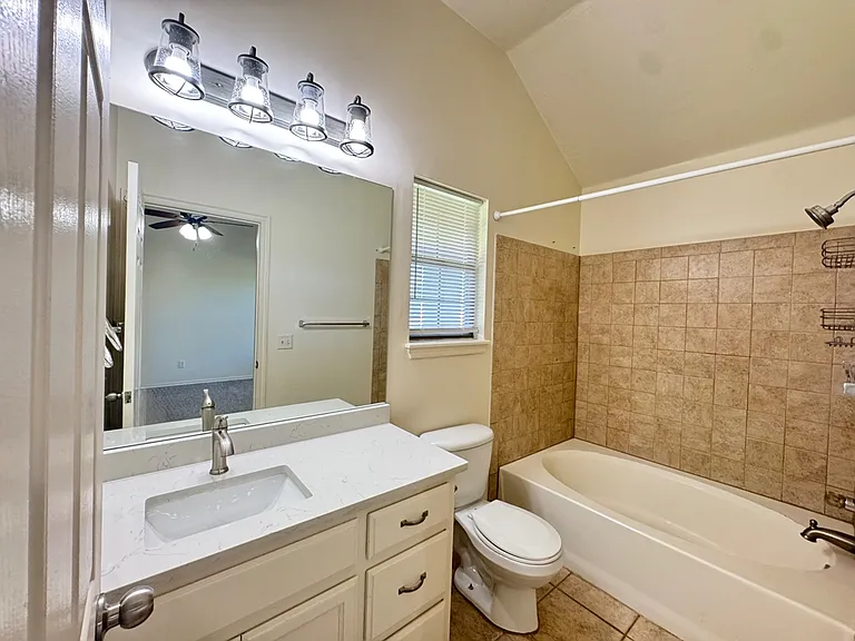 17609 Gold Dr — Photo 17