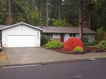 1st image of 2221 Lakemoor Dr SW