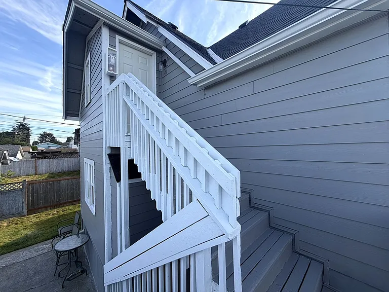 2222 Summit 4-Unit — Photo 13