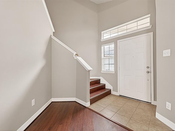 5th image of 1411 Heath Cote Ln