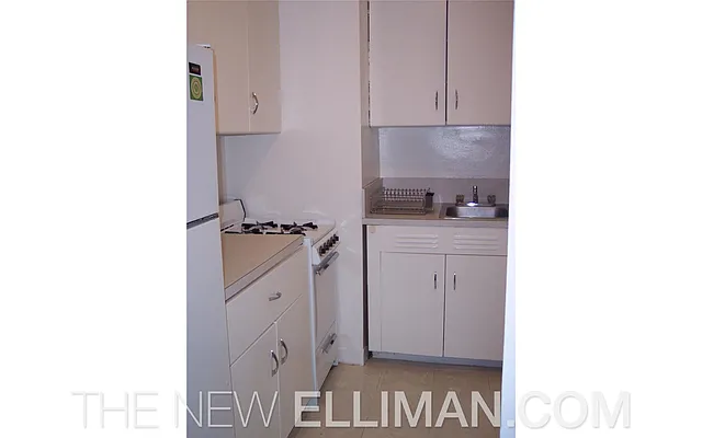 Rented by Douglas Elliman | media 68