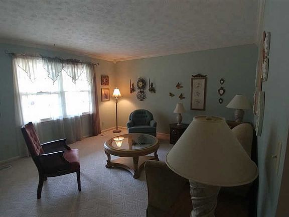 3rd image of 5518 Wildoak Dr
