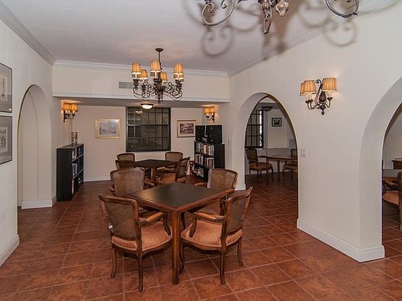 5th image of 104 S Interlachen Ave APT 314
