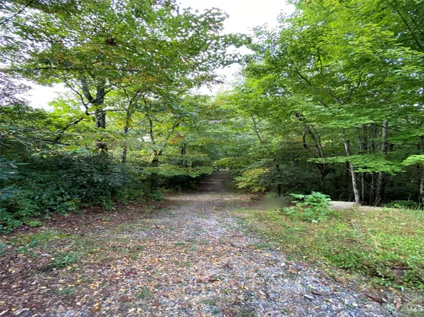 Lots 7 10 & 11 Squirrel Run Rd, Lake Toxaway, NC 28747