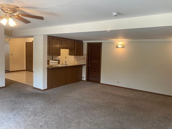 3rd image of 61 Kaffel Ct APT 1S