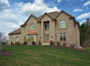 129 Majestic Dr, Mars, PA 16046