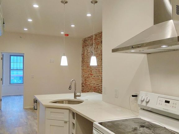 2nd image of 604 E Girard Ave #2