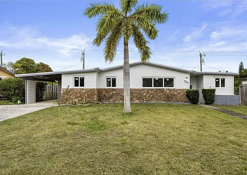 737 W Ilex Dr Photo 1