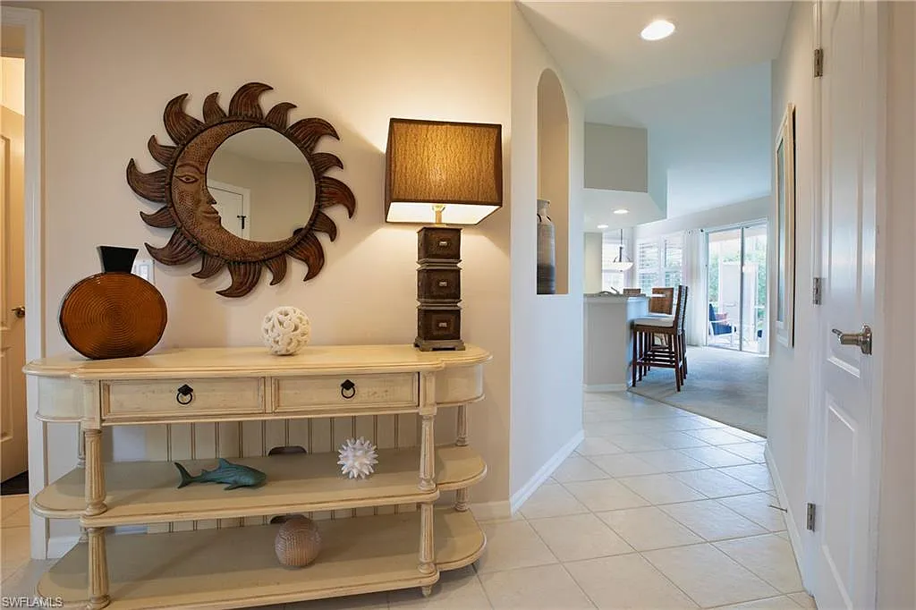 2 bed, 2.0 bath, 1500 sqft, $7,200 — Photo 2