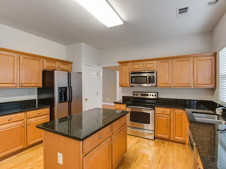 1510 Chestnut Springs Rd — Photo 8