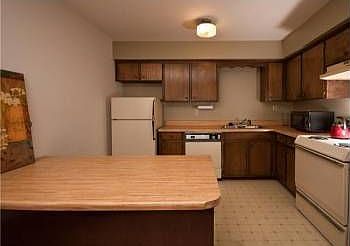 2nd image of 907 18th Ave S APT 208