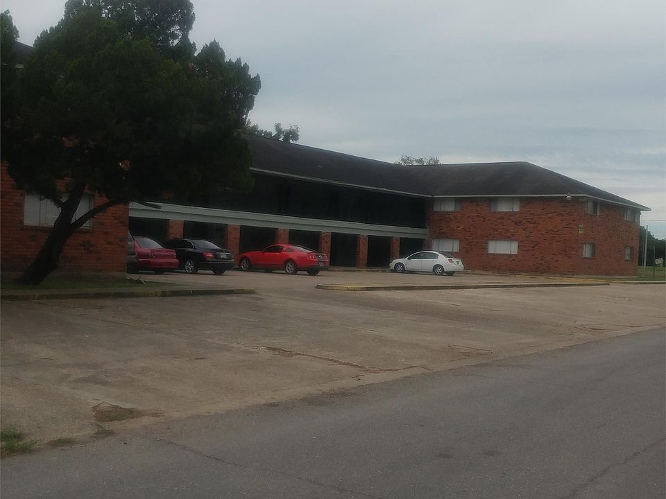 1st image of 134 Evangeline Dr #209