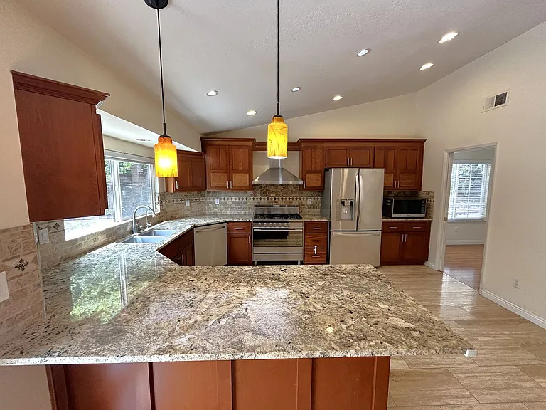 904 Sky Meadow Pl — Photo 5