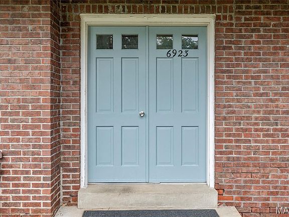 2nd image of 6923 Colonial Woods Dr APT 16