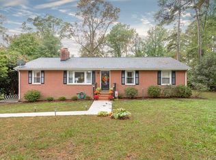8364 Burnside Dr, Mechanicsville, VA 23116