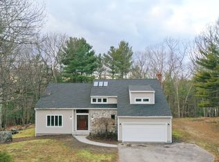 10 Stanley Rd, Middleton, MA 01949