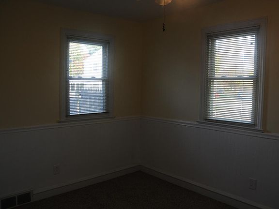 downstairs bedroom 2