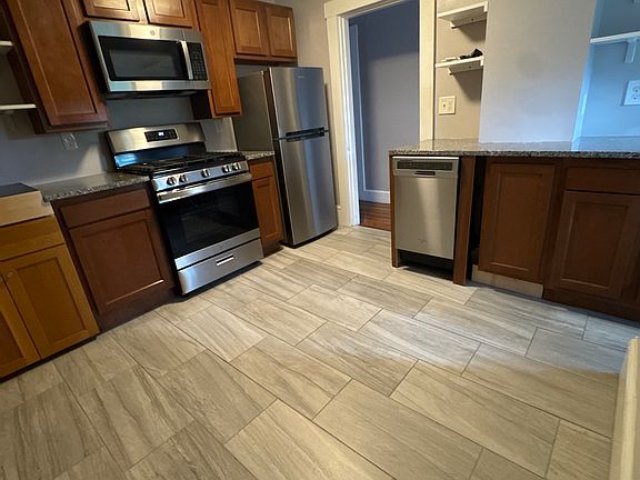 5th image of 45 Intervale St Suite 3