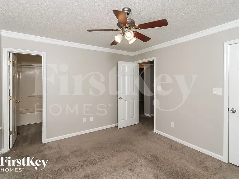 45 Collins Ln — Photo 11