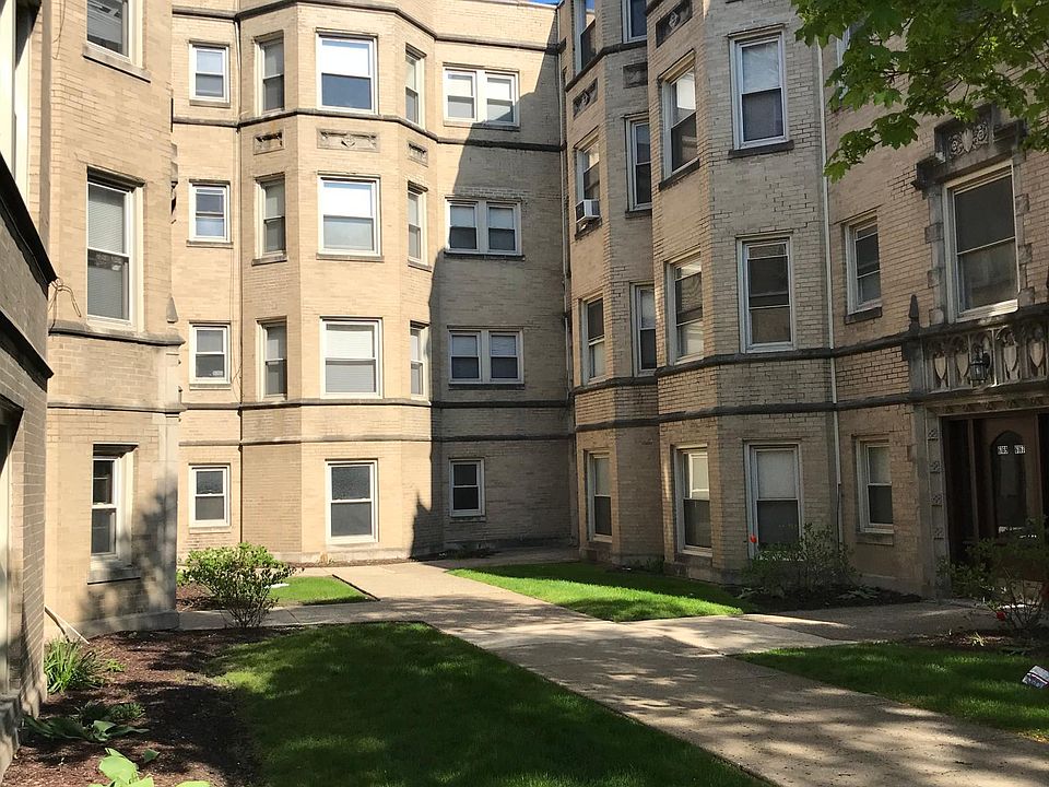 1st image of 6173 N Winchester Ave #3