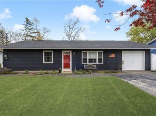 25 Paige Dr, Coventry, RI 02816