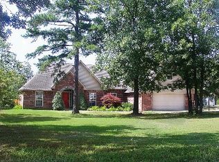 24660 Wolf Mountain Rd, Wister, OK 74966
