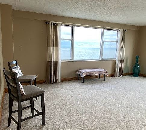 2nd image of 11850 Edgewater Dr APT 811