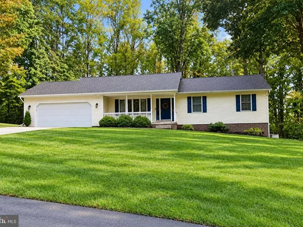 160 W McKinley Rd, Delta, PA 17314
