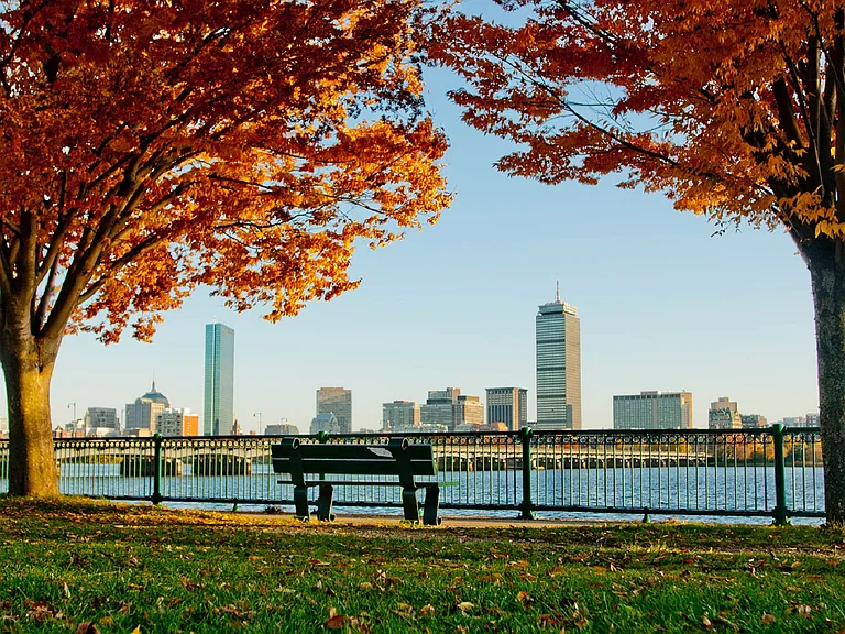 Less than 10 miles from Downtown Boston