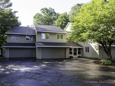 1750 Bay Ct, Holland, MI, 49424