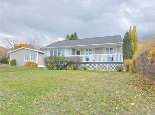 349 Hennessy St, Bathurst, NB E2A 2N8
