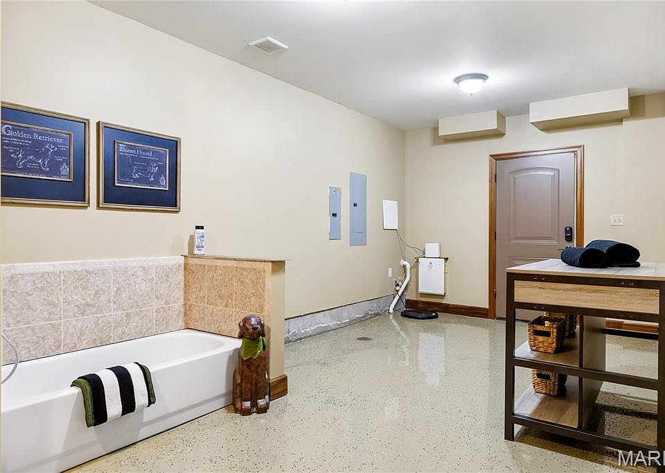 80th image of 1015 Claymark Dr
