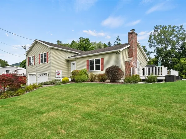 147 Richmond St, Cheshire, MA 01225